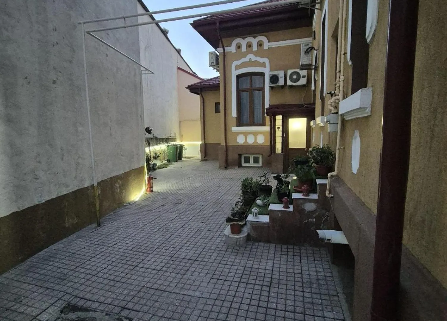 Boutique Old City 7 Bucharest Apartment